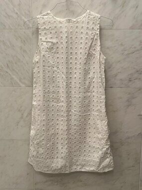 GAP eyelet sleeveless shift dress, White, Size 4
